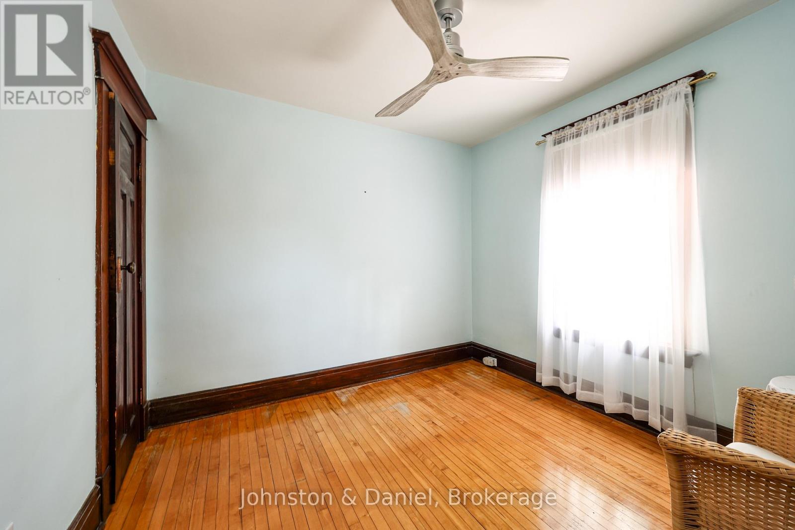 553 Runnymede Road Property Photo 14