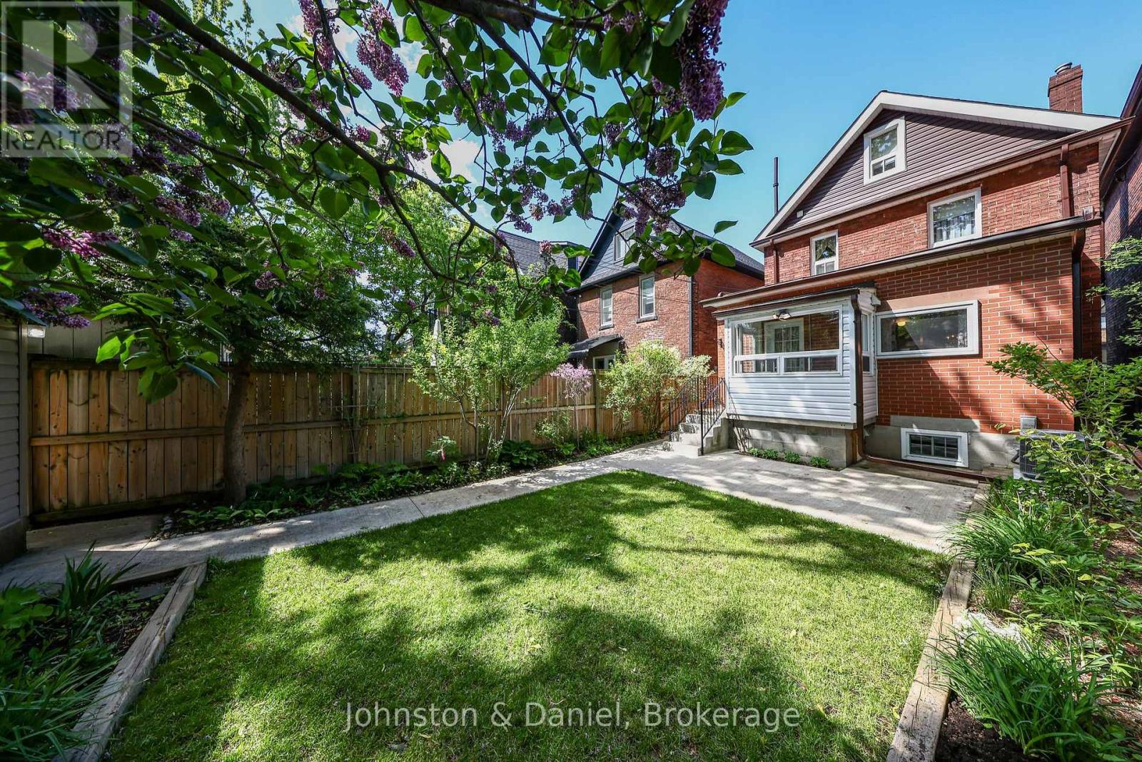 553 Runnymede Road Property Photo 29