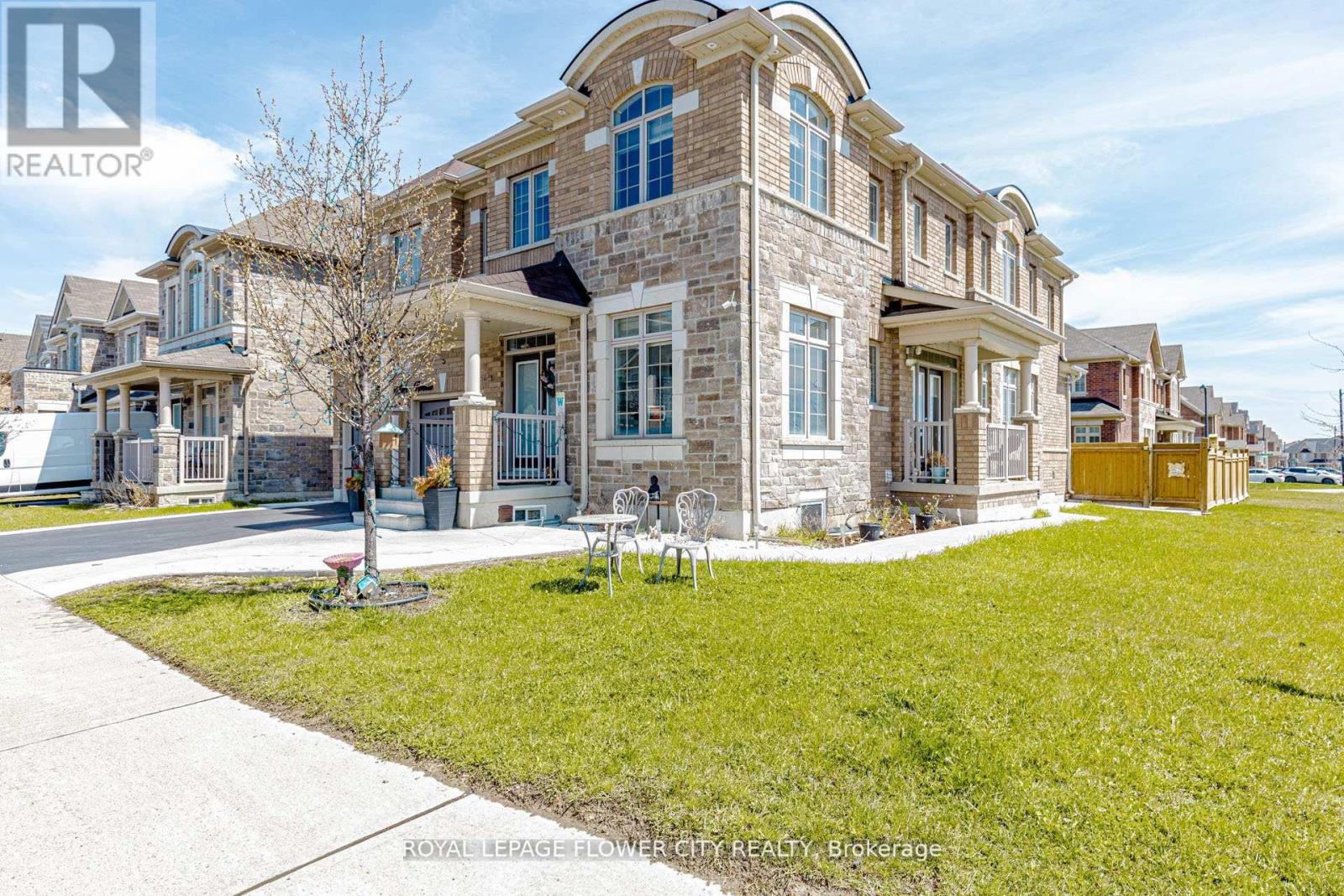 57 Dotchson Avenue Property Photo 2