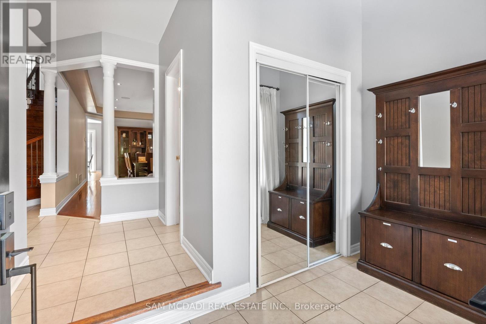 2476 Palmerston Road Property Photo 4