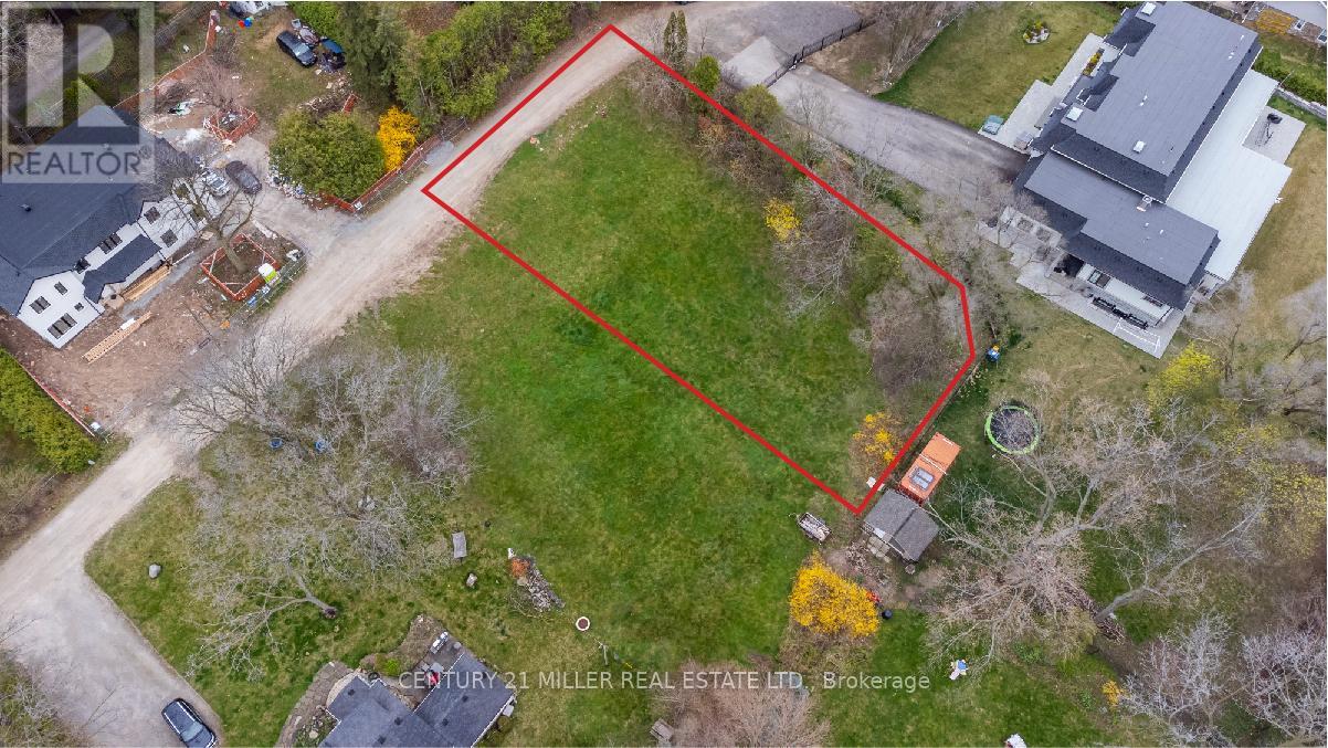 1068 SIXTH LINE Property Photo 1