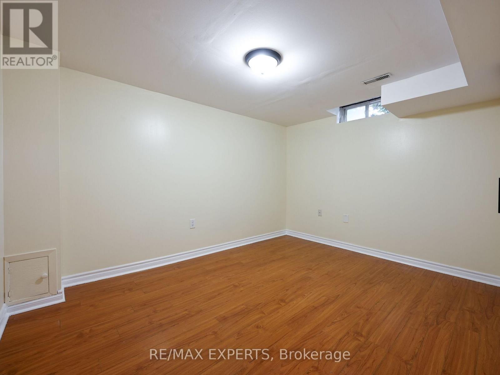 32 Morton Way Property Photo 10