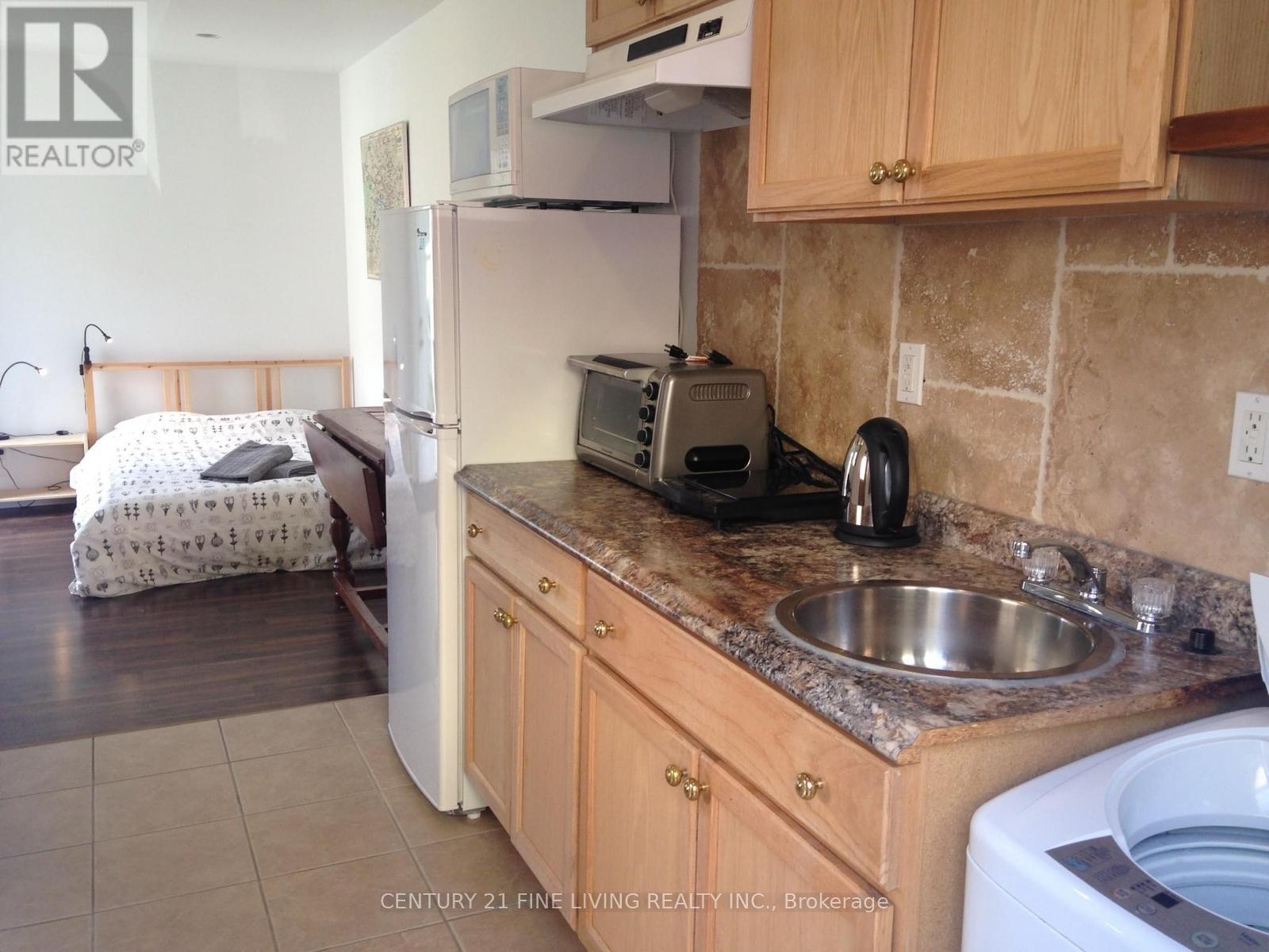 (GRDN) - 400 NAIRN AVENUE Property Photo 1