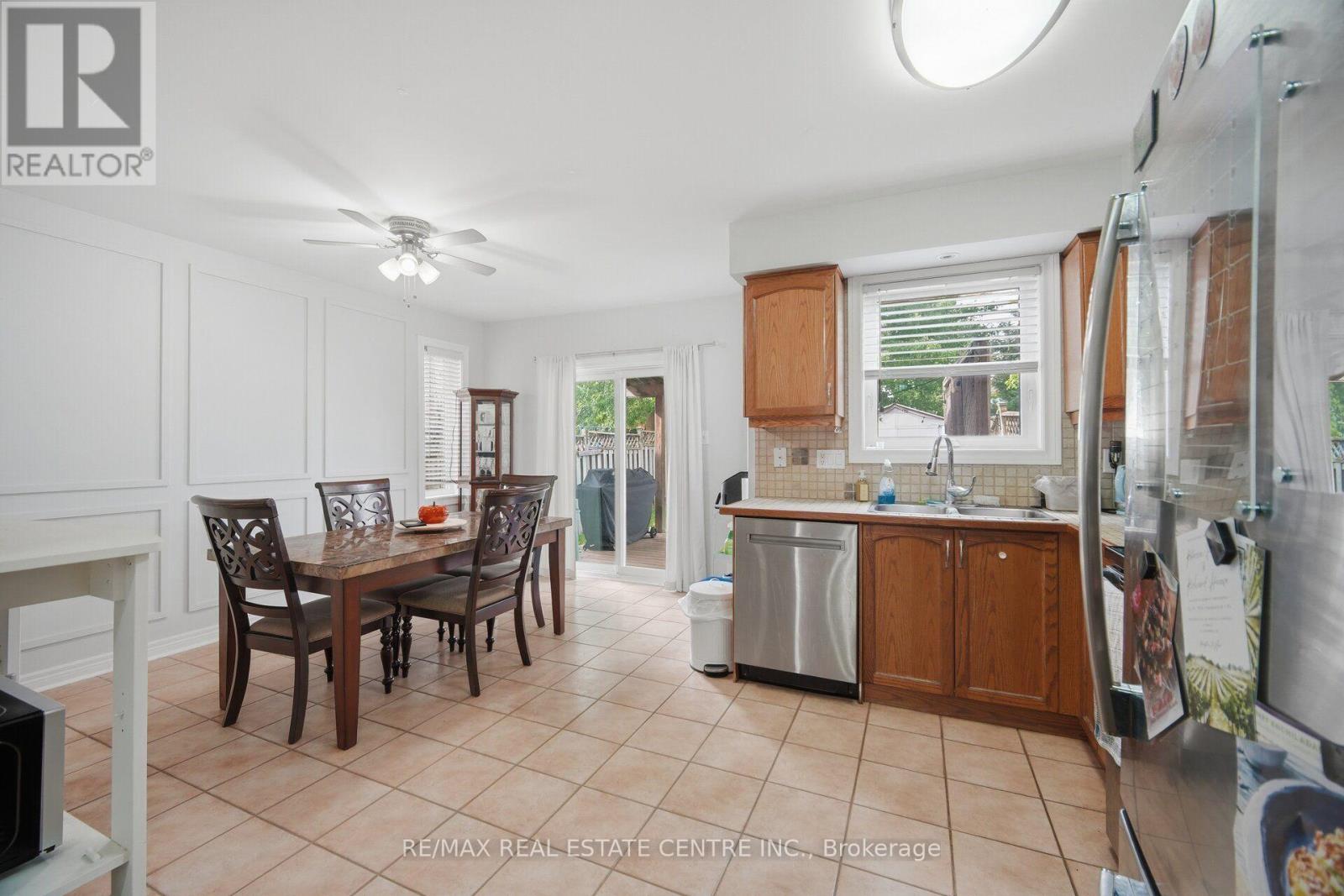 65 Coolspring Crescent Property Photo 11
