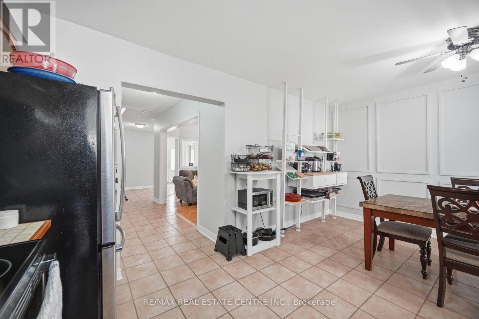 65 Coolspring Crescent Property Photo 13