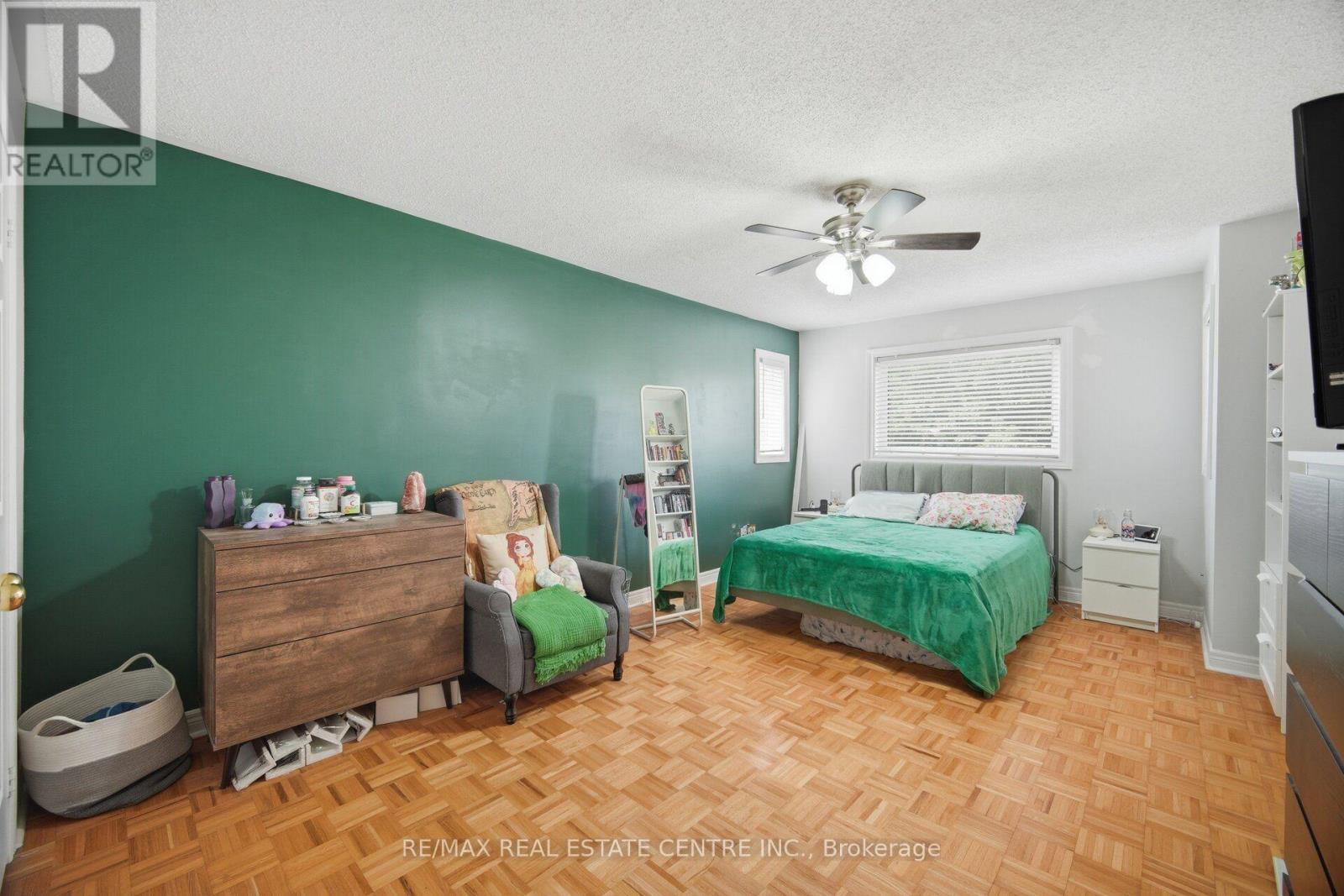65 Coolspring Crescent Property Photo 17