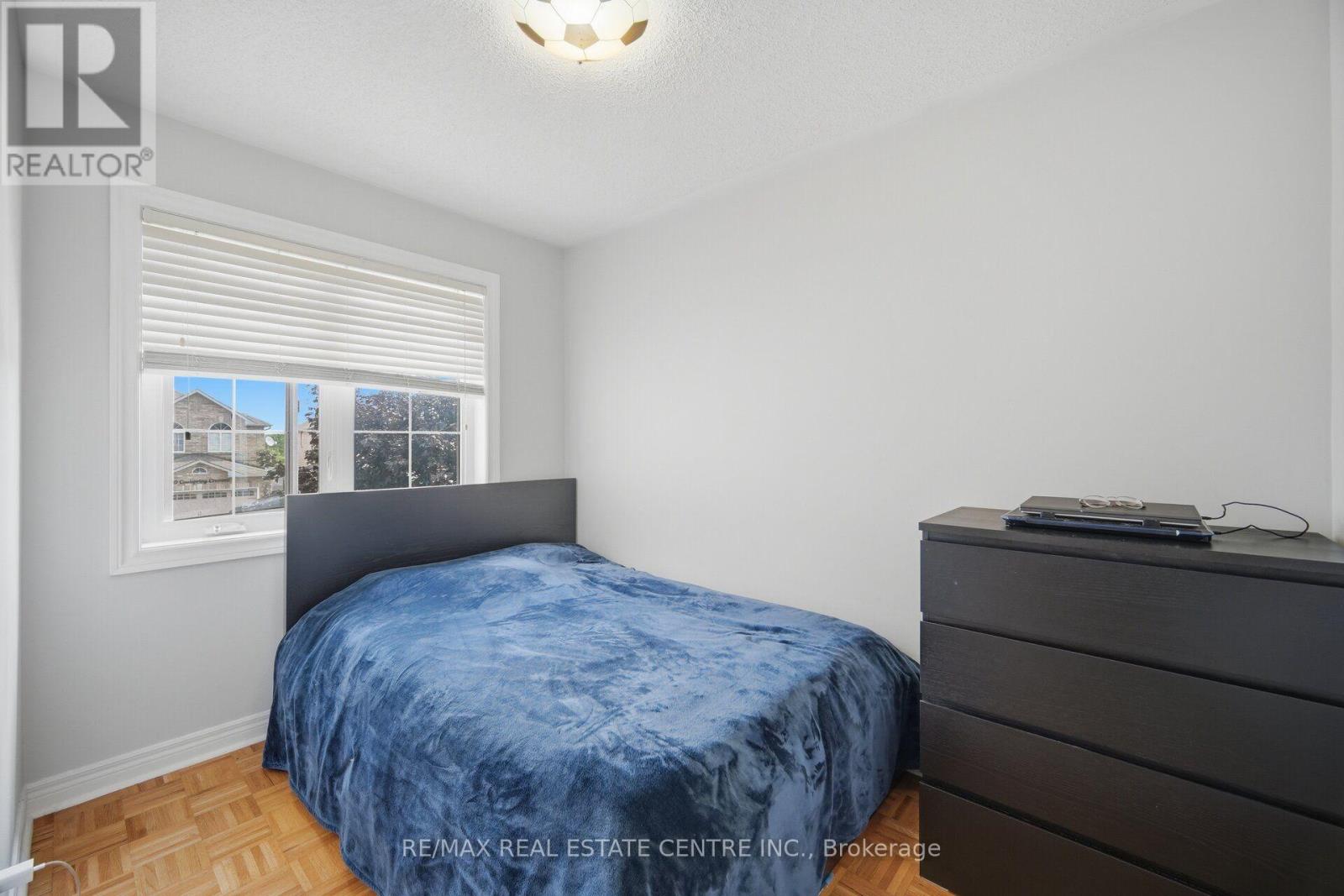65 Coolspring Crescent Property Photo 20
