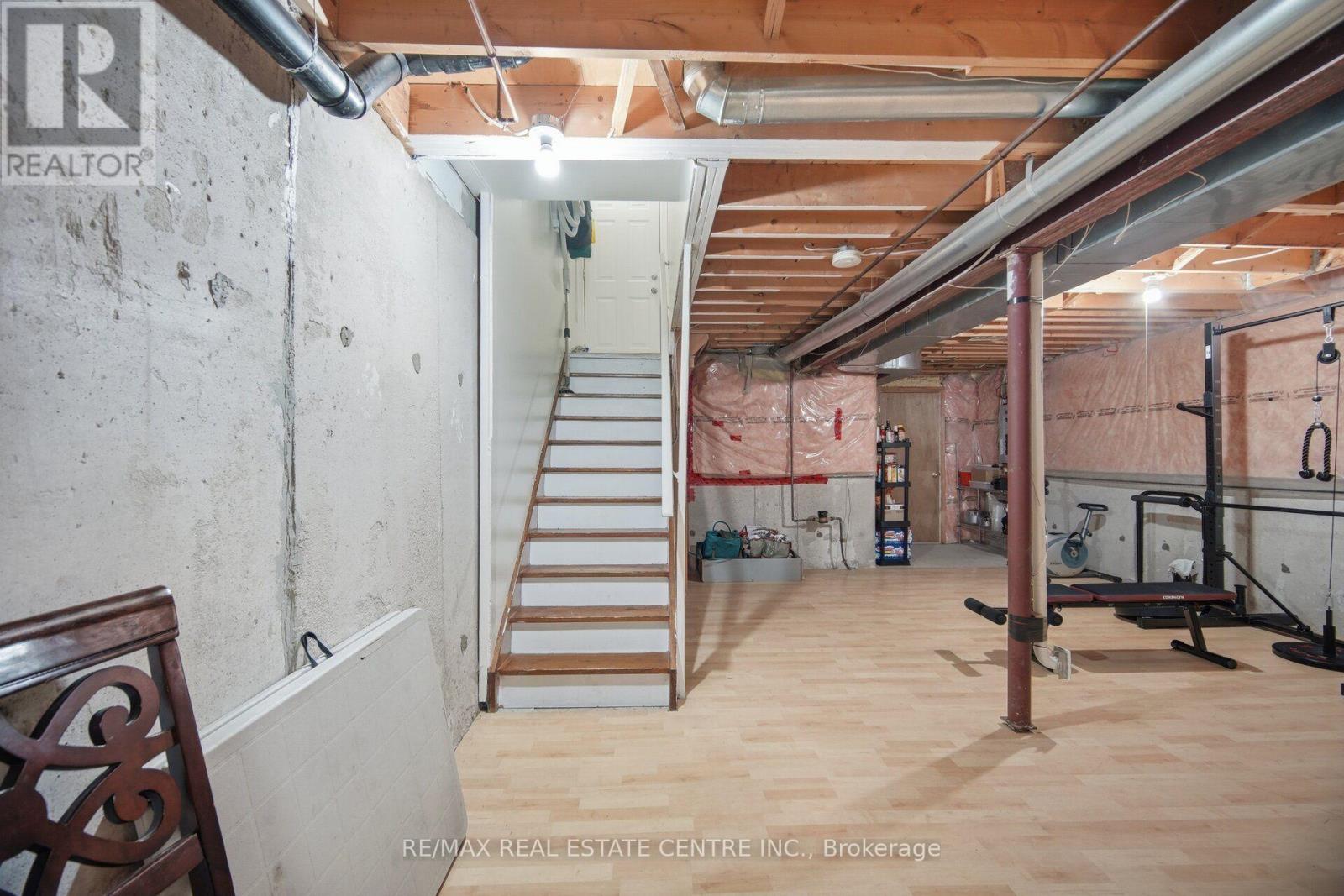 65 Coolspring Crescent Property Photo 26