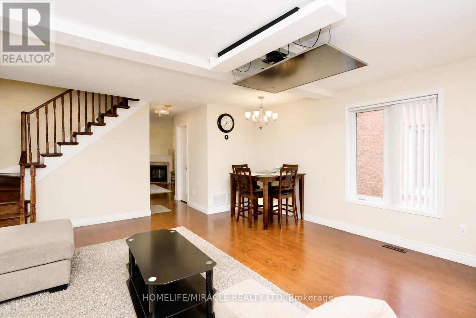 43 Caranci Crescent Property Photo 5