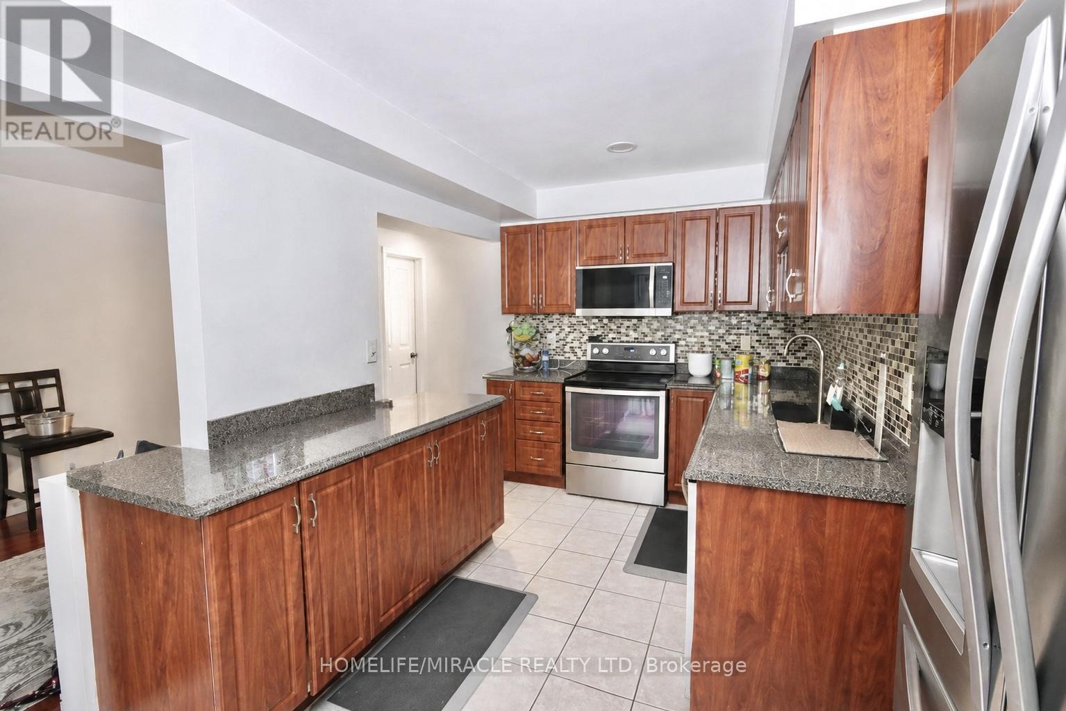 43 Caranci Crescent Property Photo 9