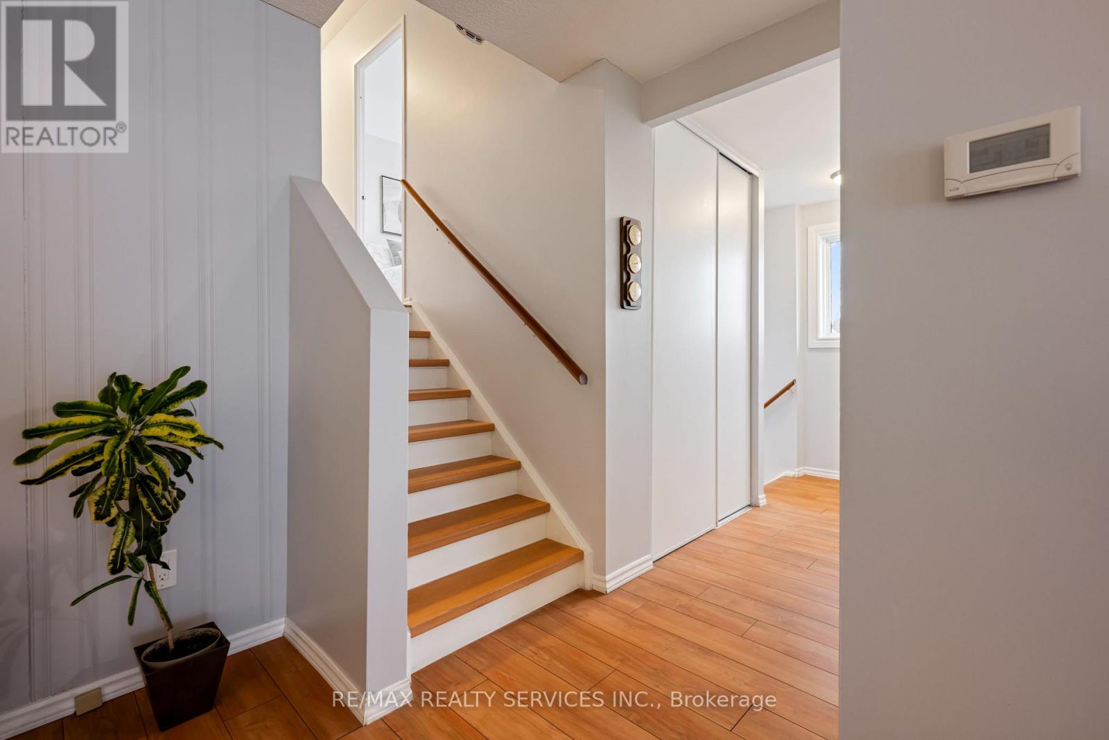 6 Glenridge Road Property Photo 9