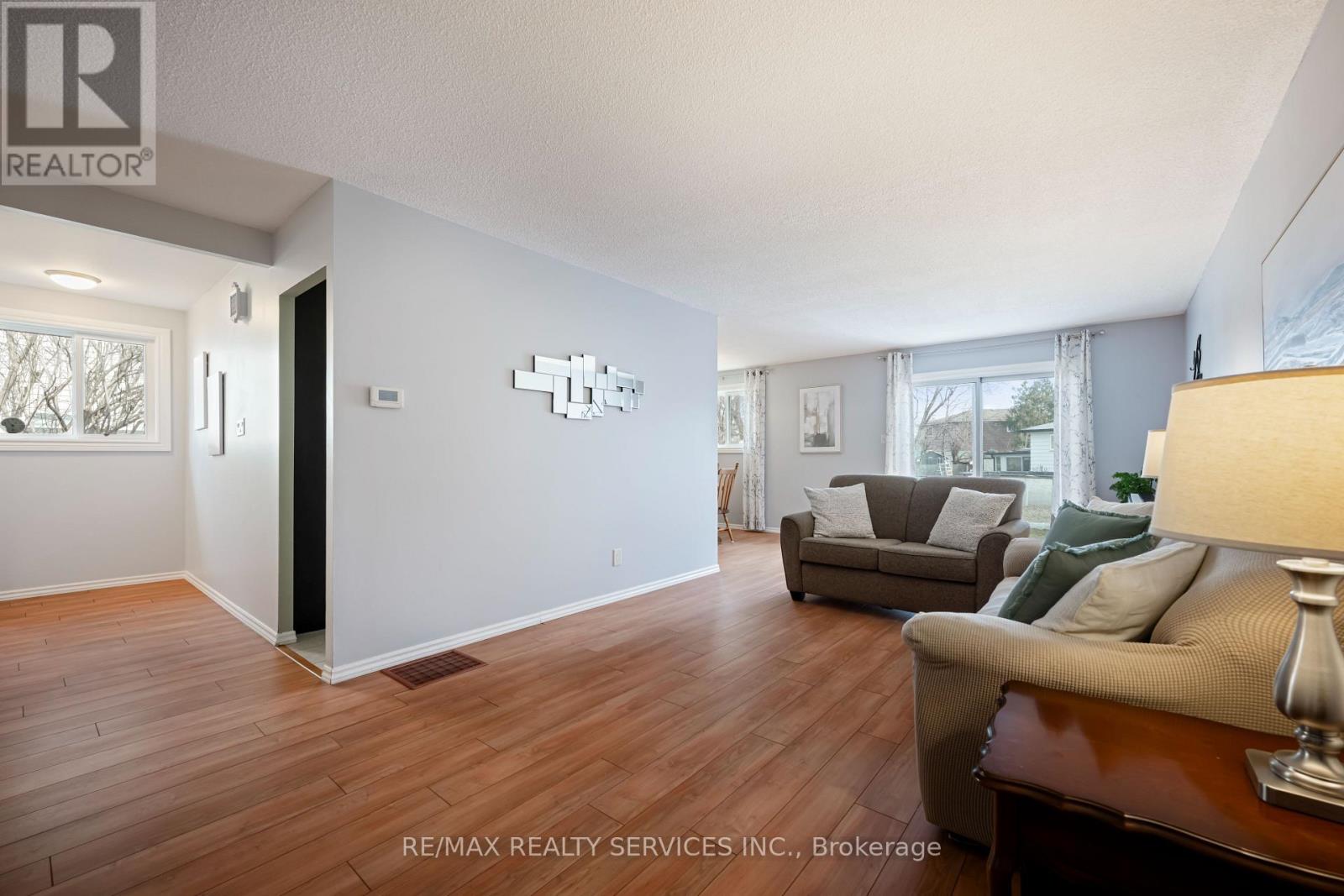 6 Glenridge Road Property Photo 12