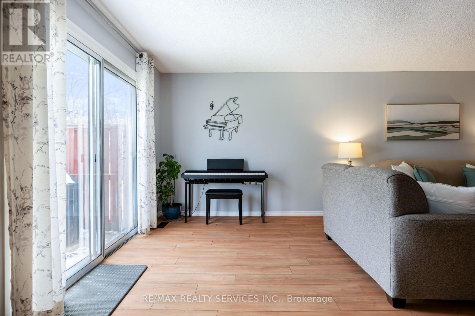 6 Glenridge Road Property Photo 15