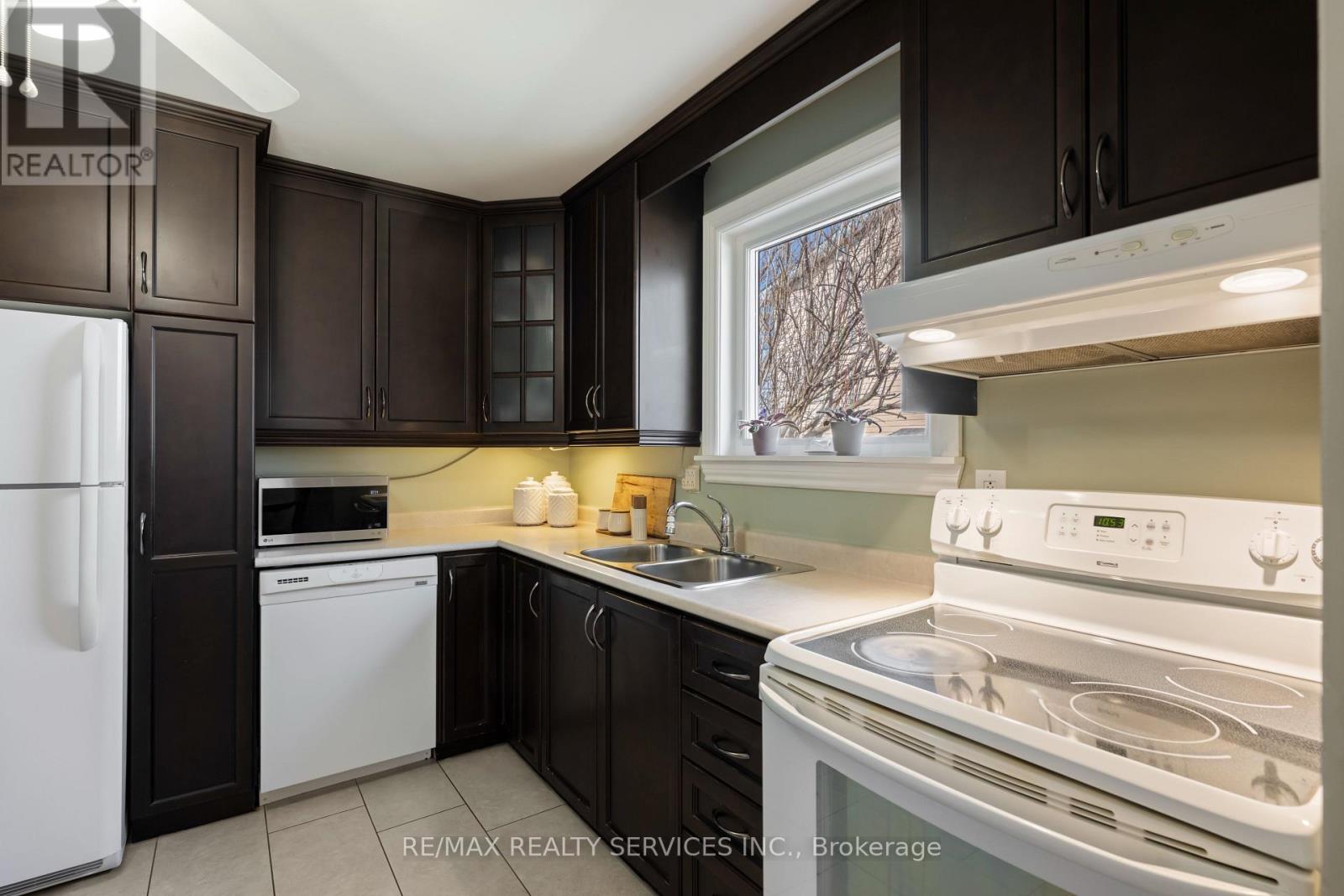6 Glenridge Road Property Photo 23