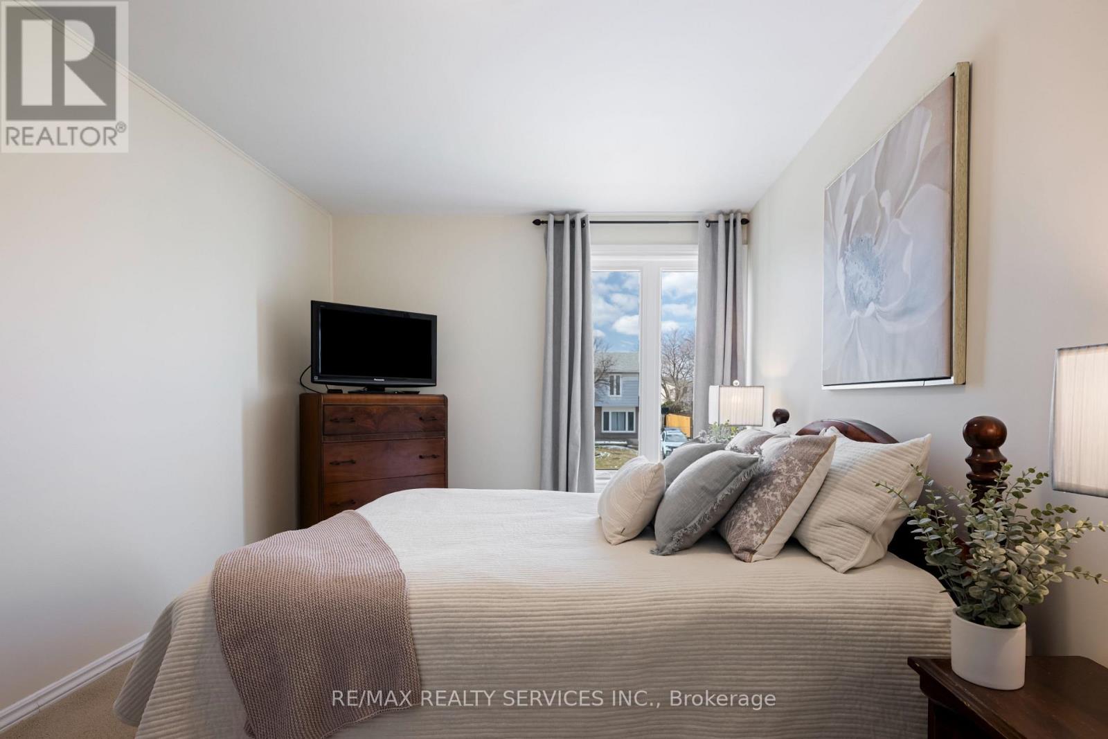 6 Glenridge Road Property Photo 28
