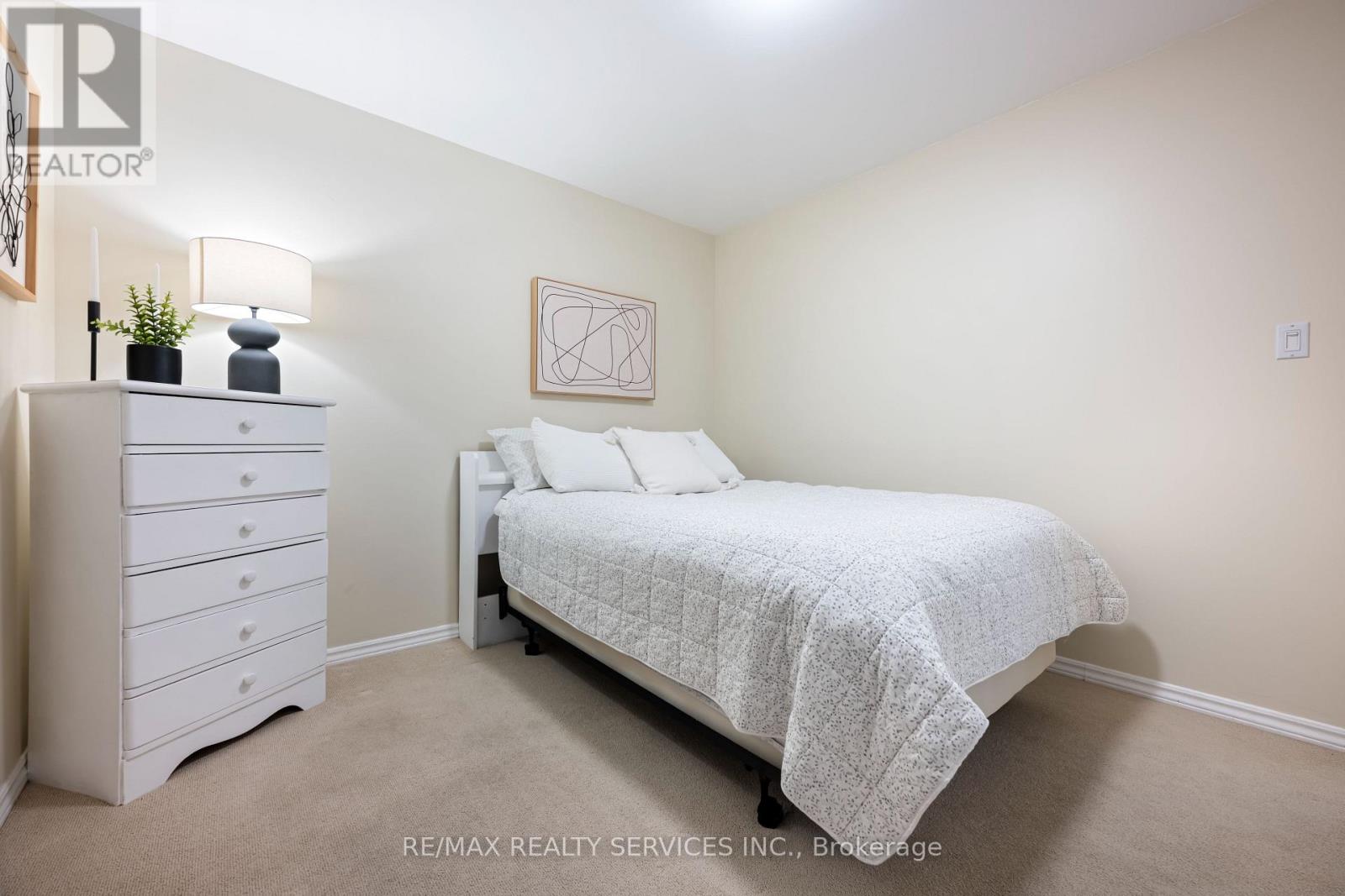6 Glenridge Road Property Photo 30