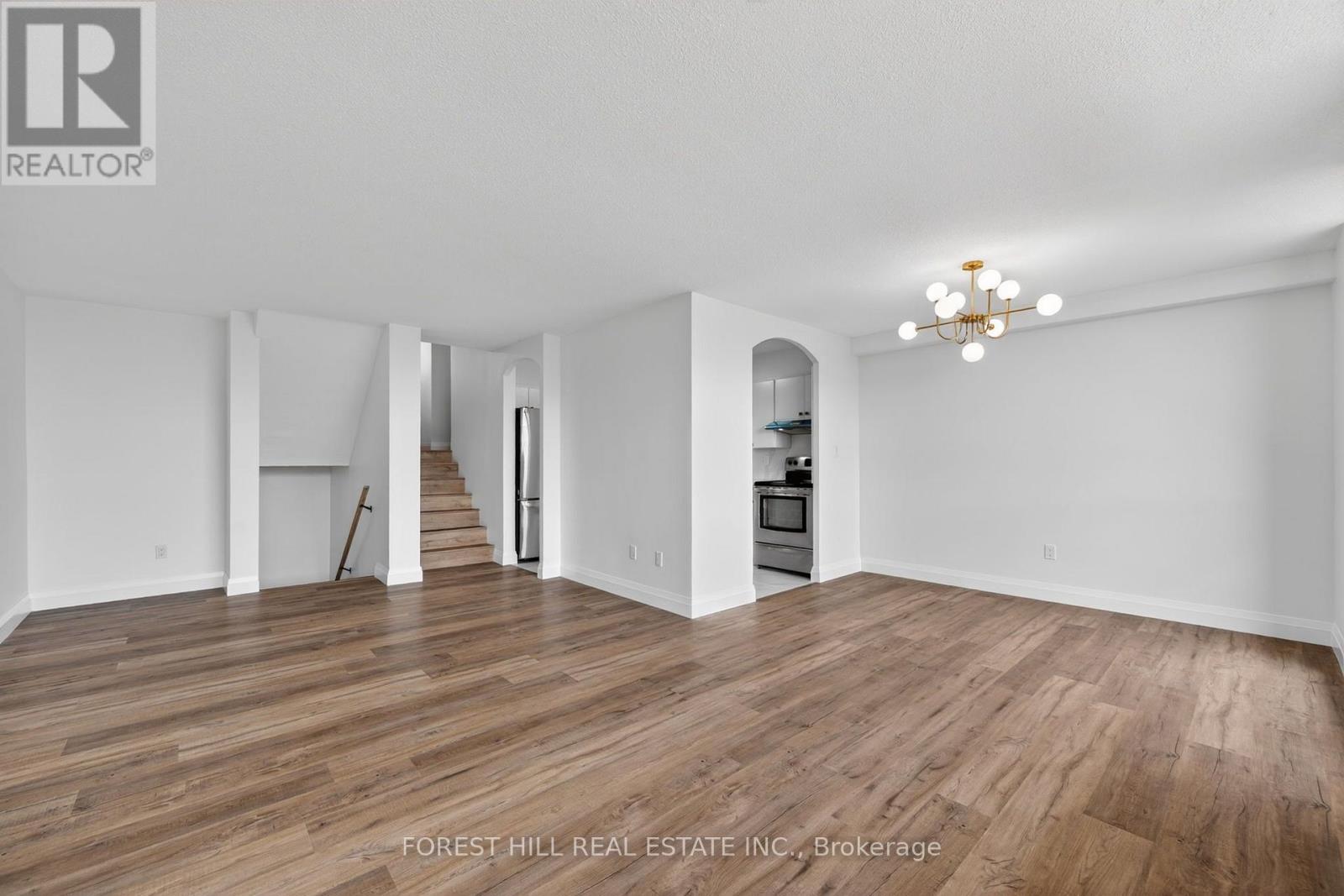 1211 - 11 Wincott Drive Property Photo 3