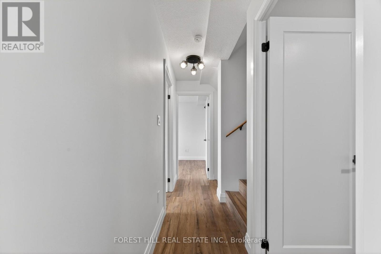 1211 - 11 Wincott Drive Property Photo 19