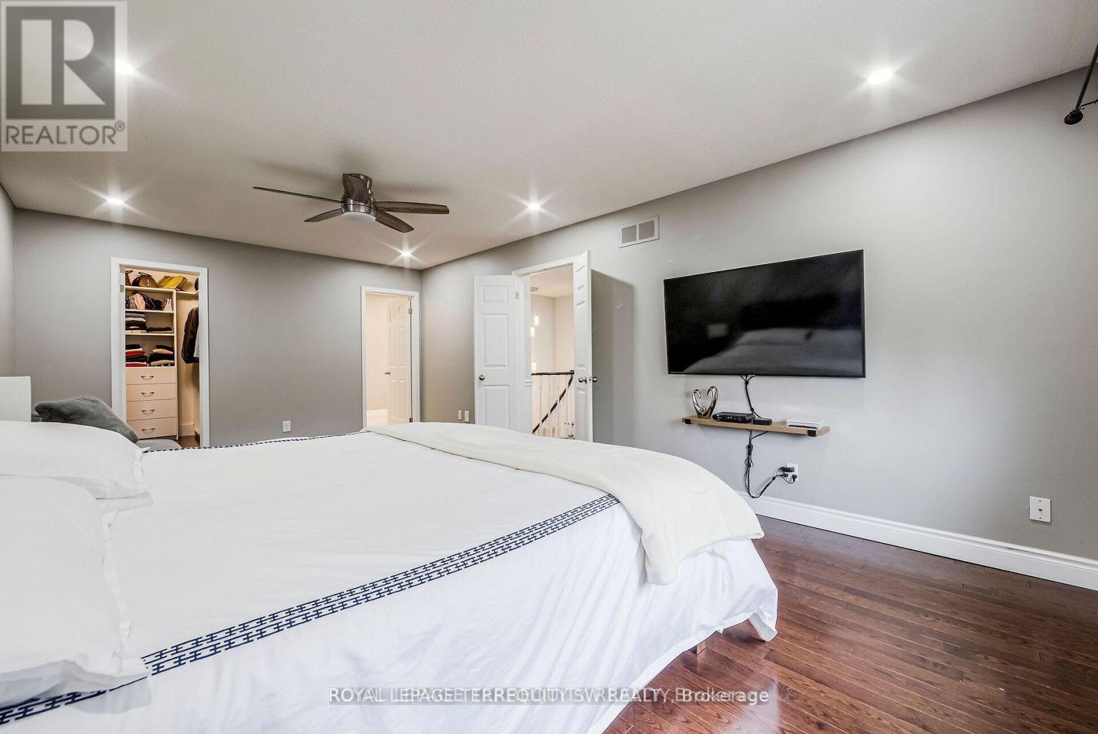 2025 Parklane Crescent Property Photo 21