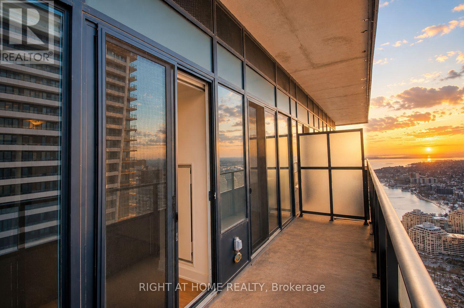 LPH02B - 20 SHORE BREEZE DRIVE Property Photo 1