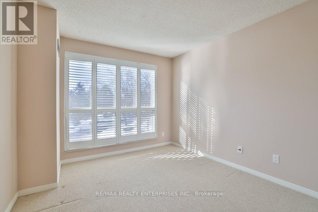 211 - 1800 The Collegeway Property Photo 24