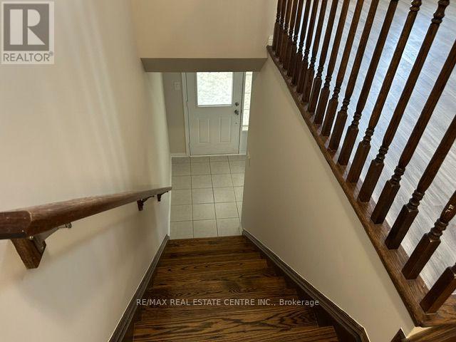 4 - 6020 Derry Road Property Photo 5