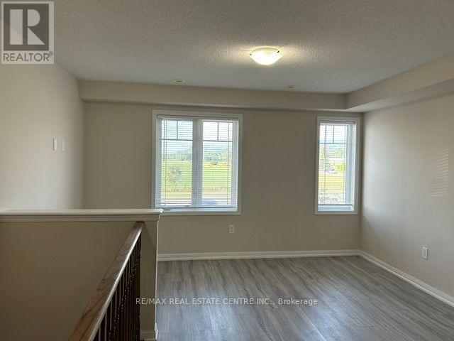 4 - 6020 Derry Road Property Photo 7