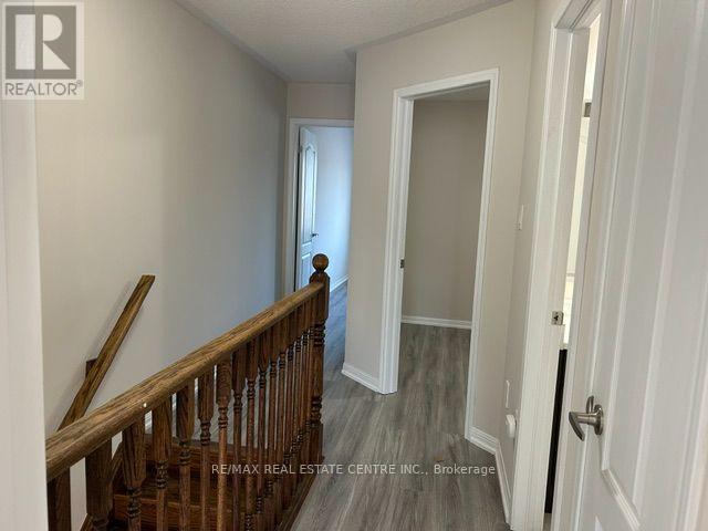 4 - 6020 Derry Road Property Photo 20