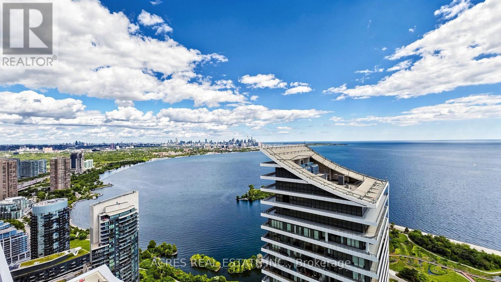 5806 - 30 Shore Breeze Drive Property Photo 3