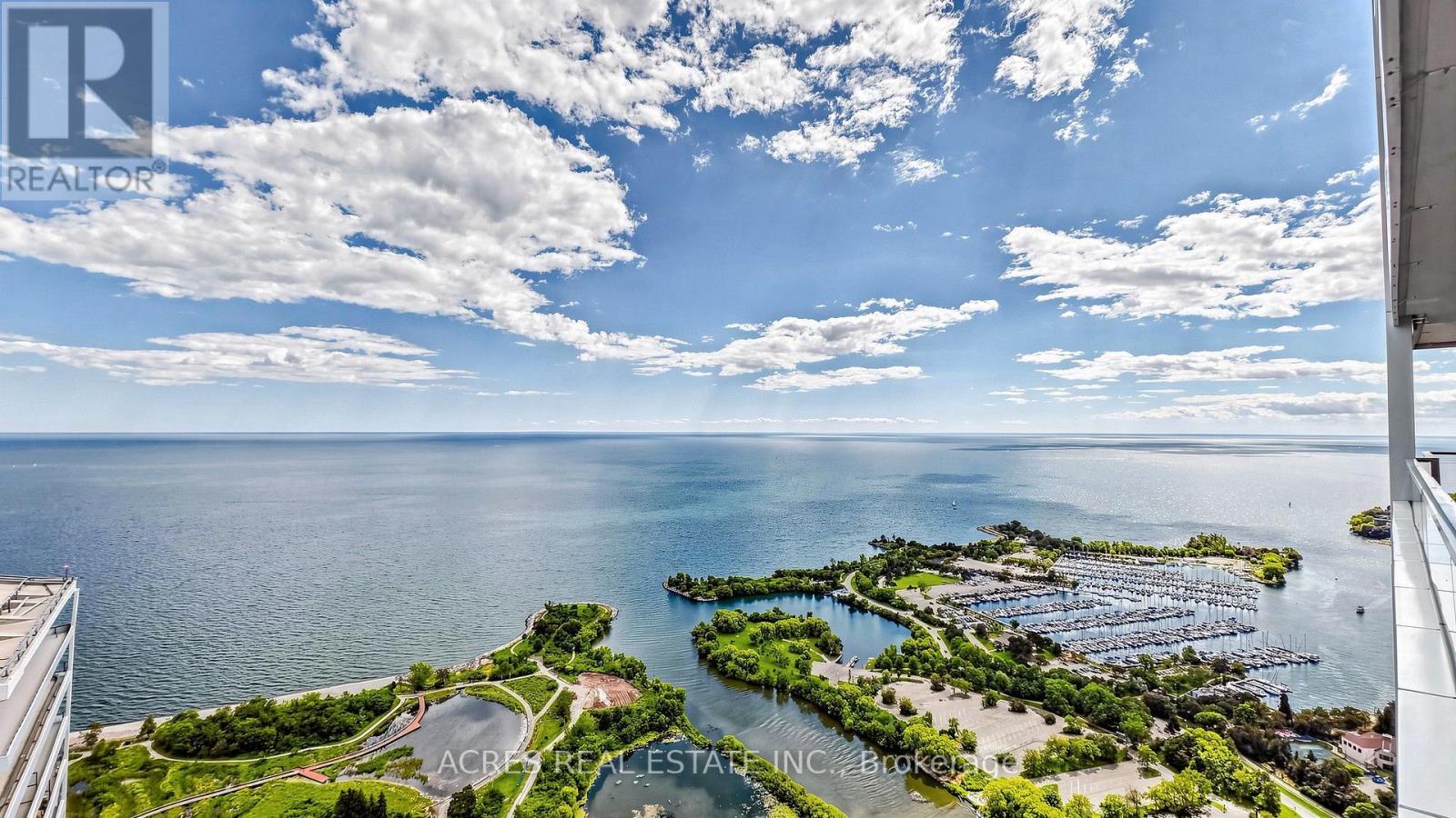 5806 - 30 Shore Breeze Drive Property Photo 4