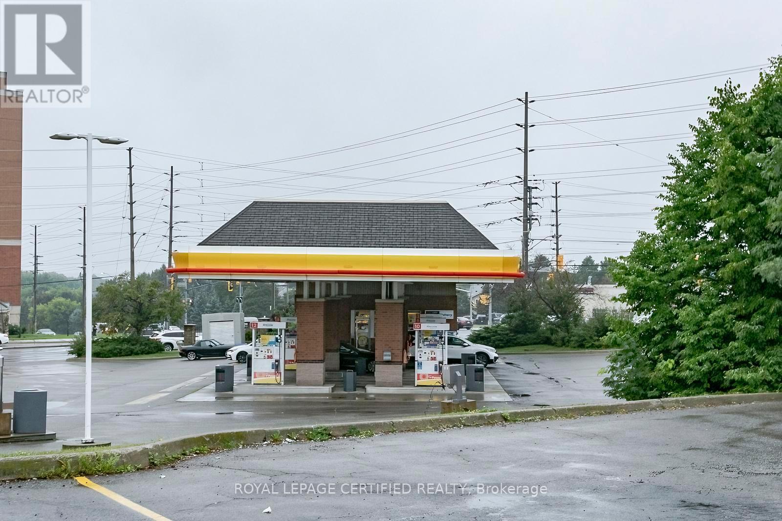 F4 - 1252 Eglinton Avenue W Property Photo 19