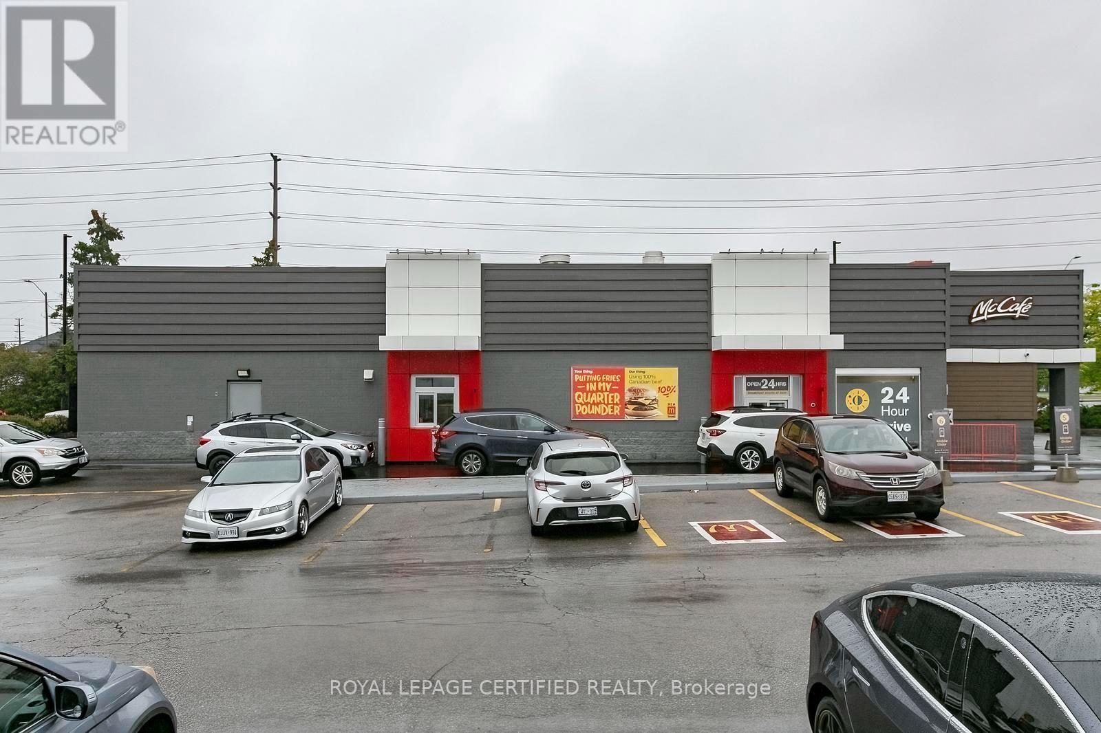 F4 - 1252 Eglinton Avenue W Property Photo 23