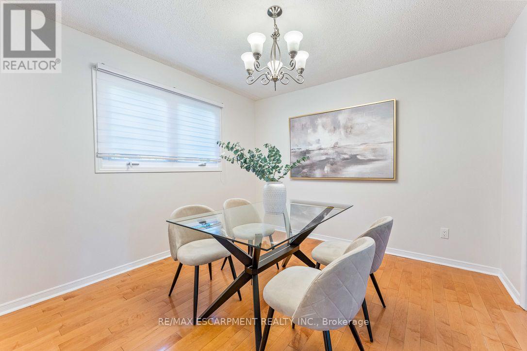 853 Apple Gate Court Property Photo 14