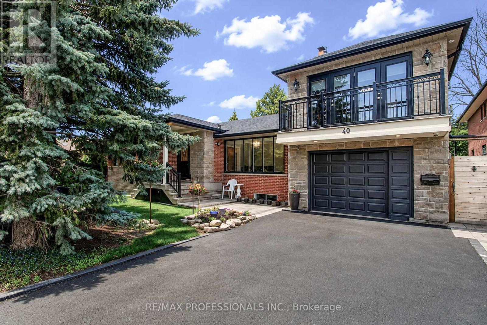 40 COWLEY AVENUE