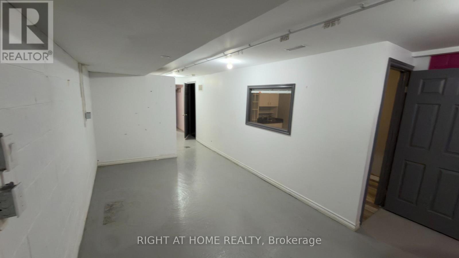 3009 Islington Avenue Property Photo 8