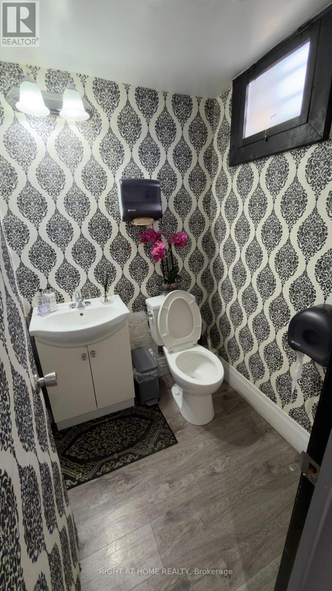 3009 Islington Avenue Property Photo 11