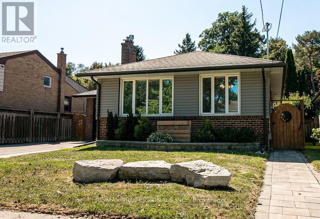 MAIN - 7 SEDGEBROOK CRESCENT