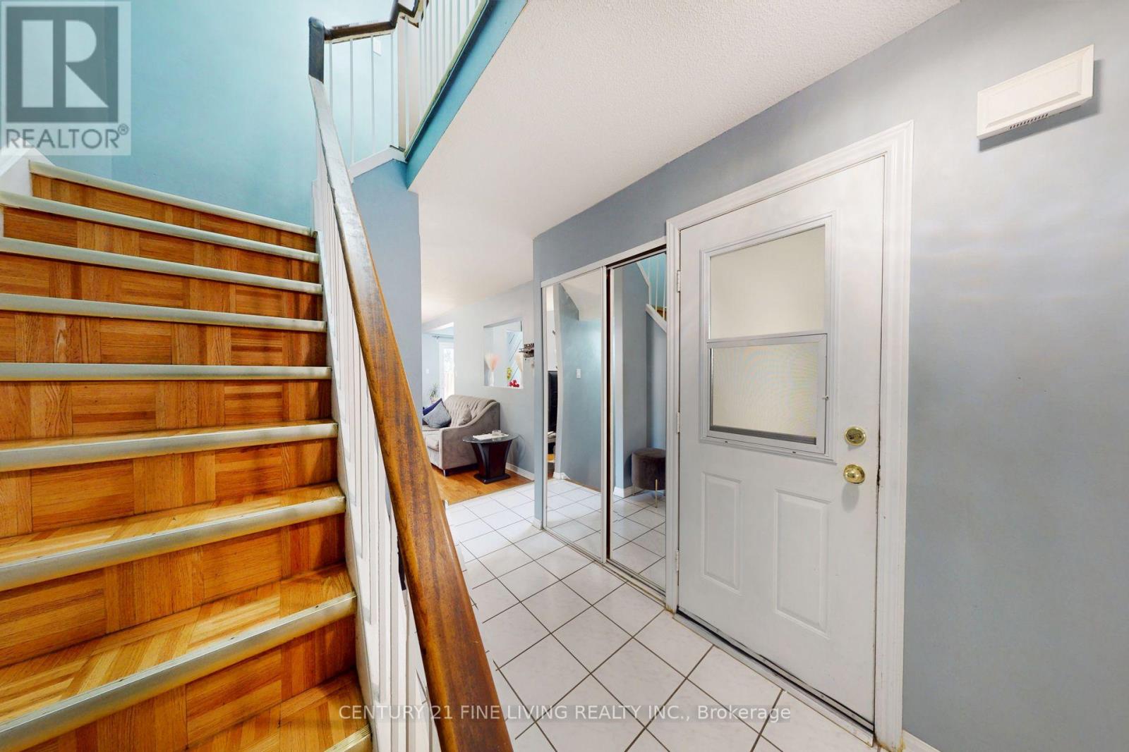 34 - 2700 Battleford Road Property Photo 38