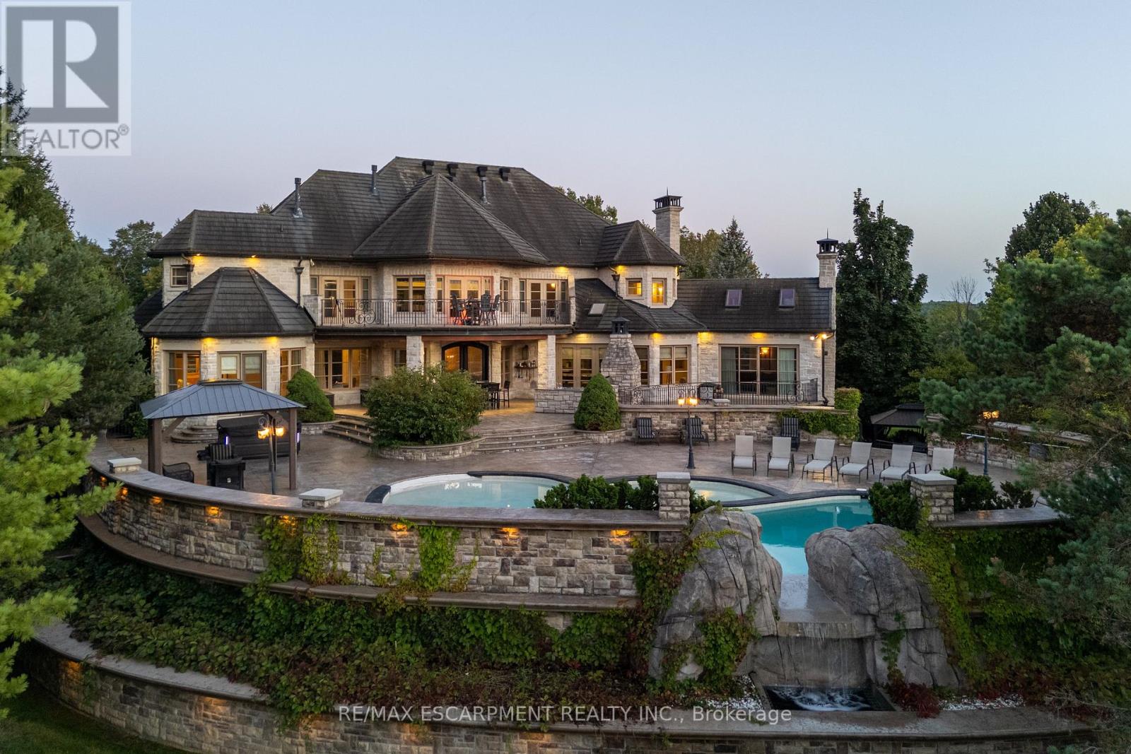25 TURTLE LAKE DRIVE