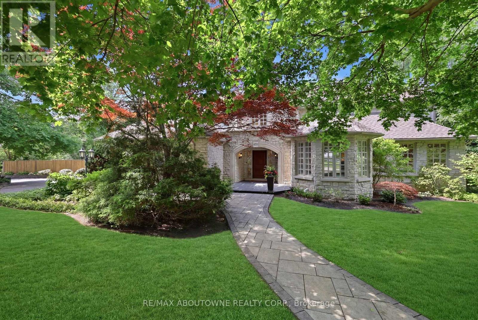 437 Cairncroft Road Property Photo 1