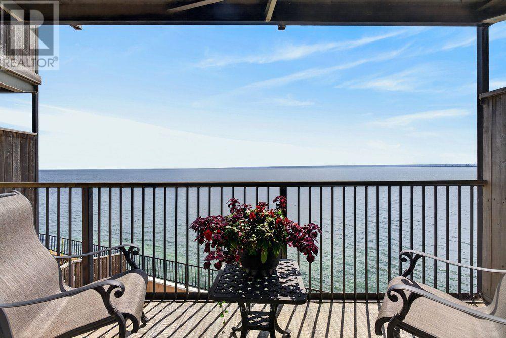 4 - 2136 Old Lakeshore Road Property Photo 13
