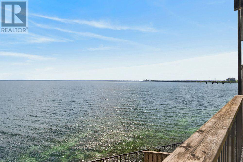 4 - 2136 Old Lakeshore Road Property Photo 15