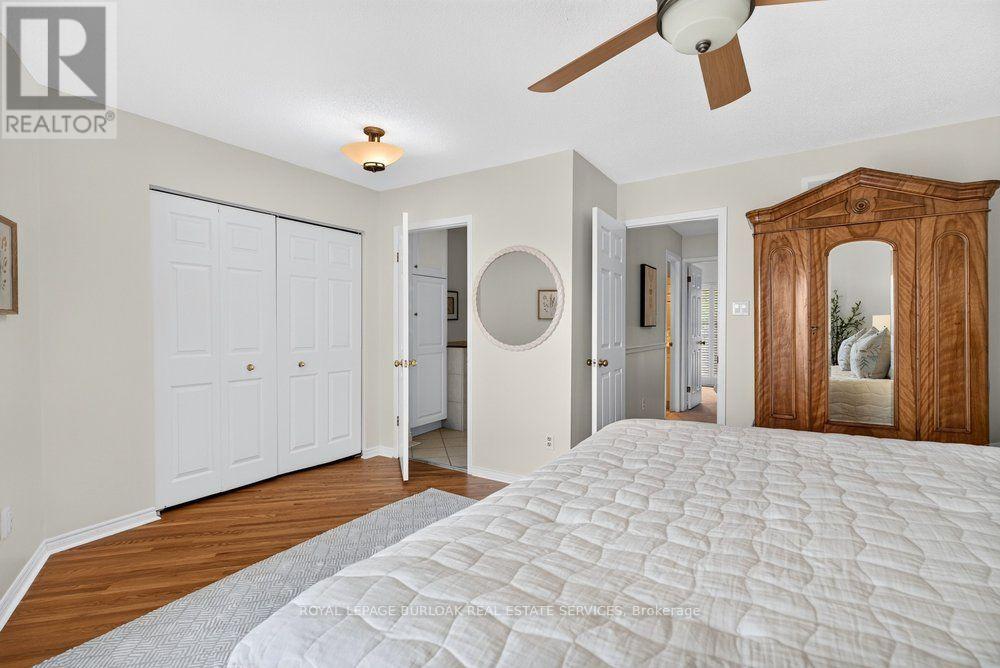 4 - 2136 Old Lakeshore Road Property Photo 21