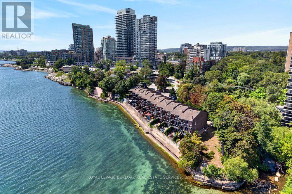 4 - 2136 Old Lakeshore Road Property Photo 37