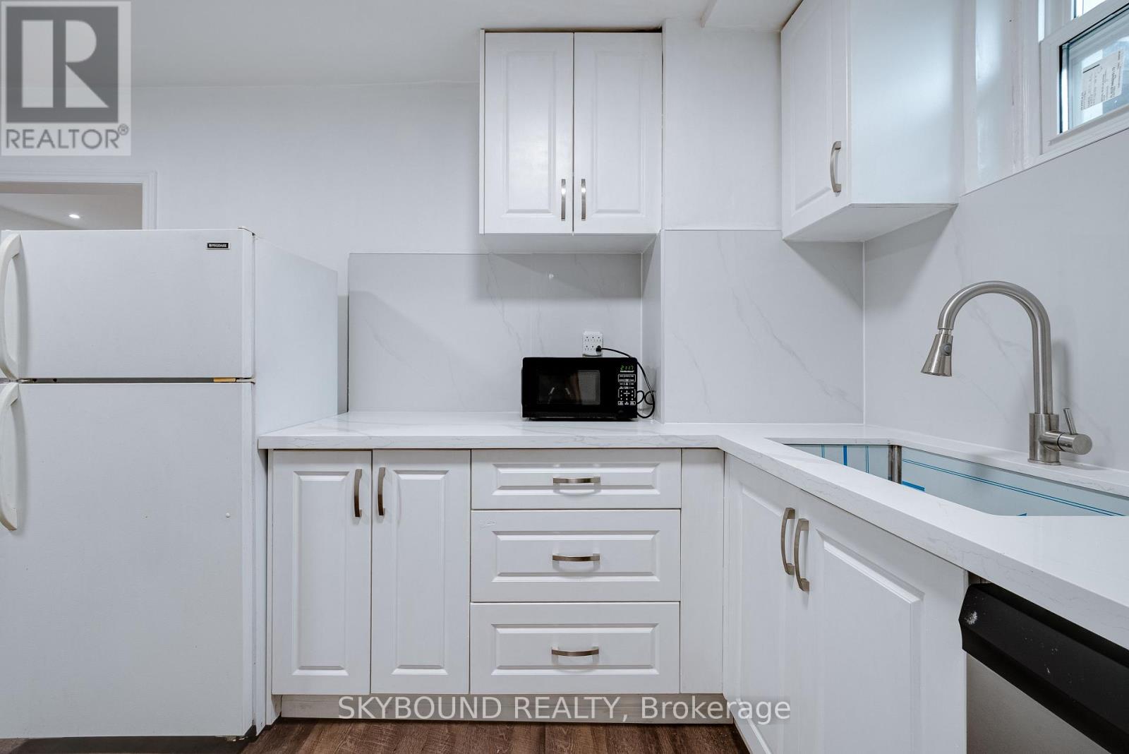 43 Craydon Avenue Property Photo 7