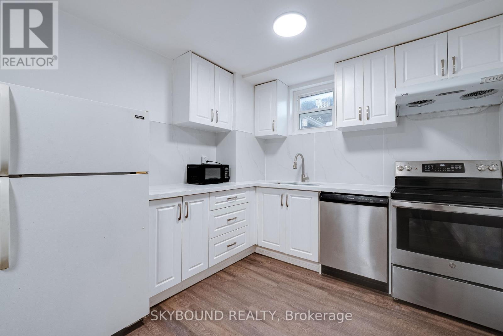 43 Craydon Avenue Property Photo 12