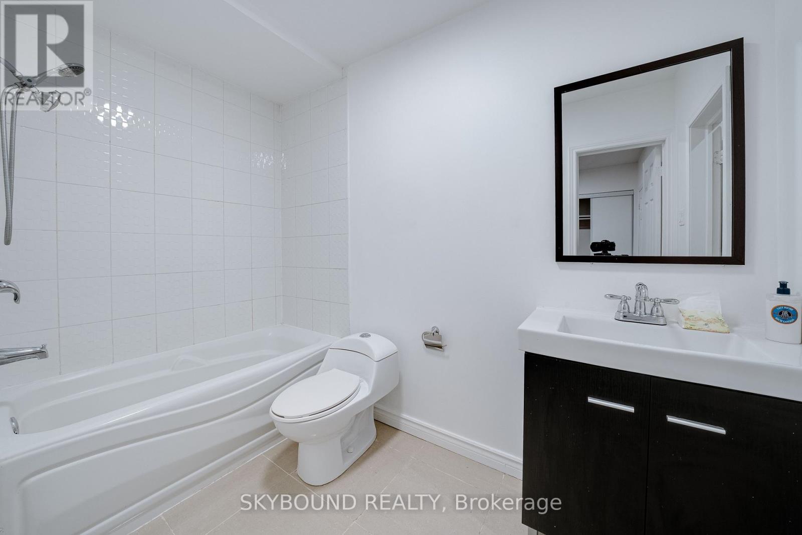 43 Craydon Avenue Property Photo 16