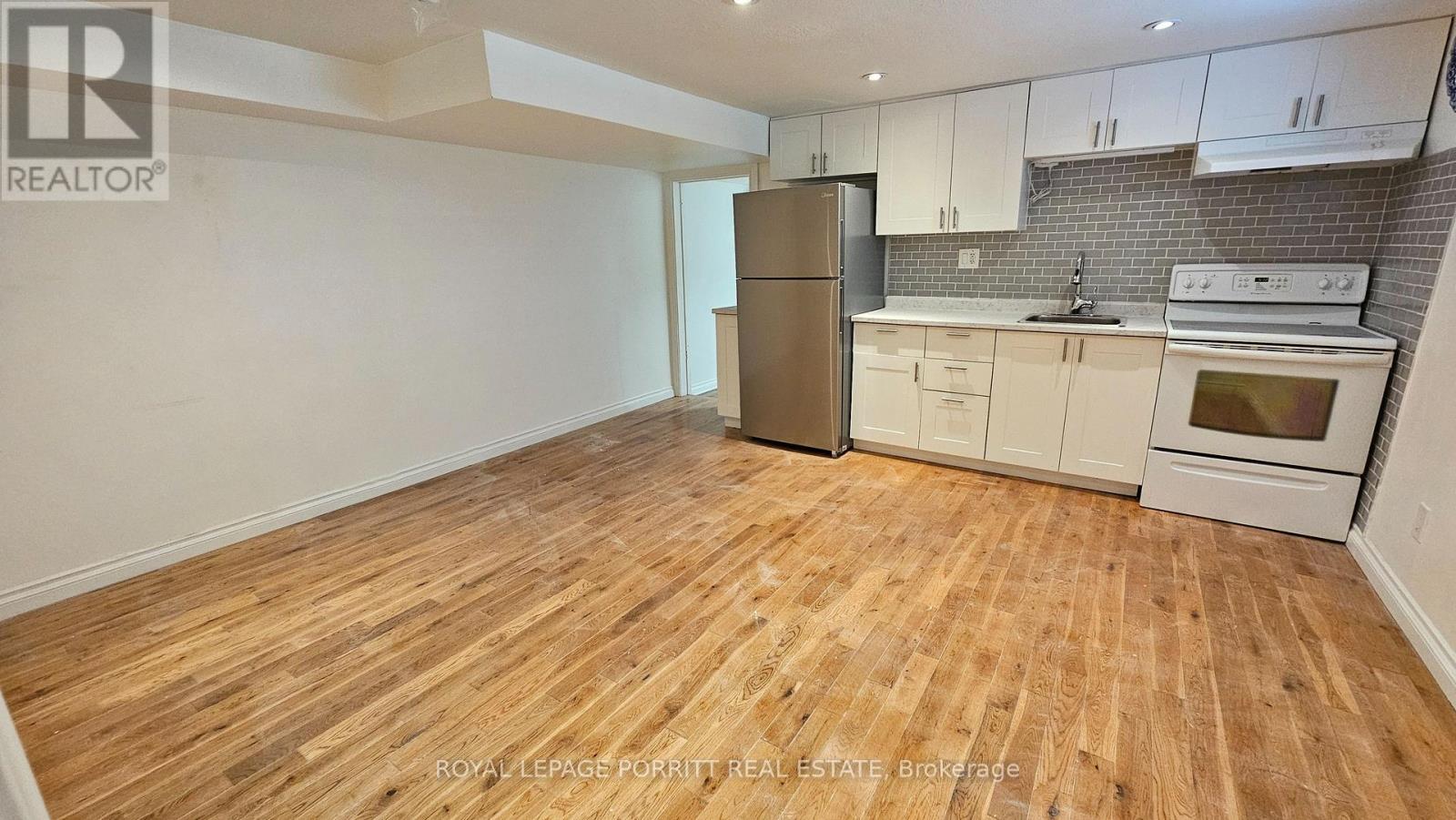 B - 273 Delta Street Property Photo 2