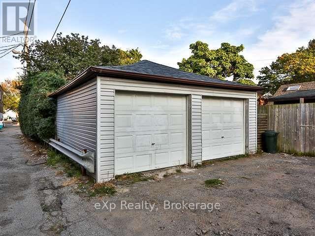 02 - 36 Second Street Property Photo 12