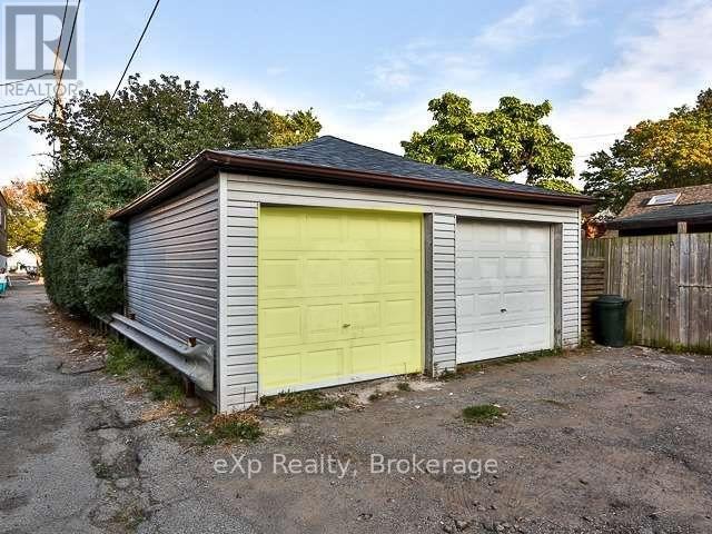 02 - 36 Second Street Property Photo 16